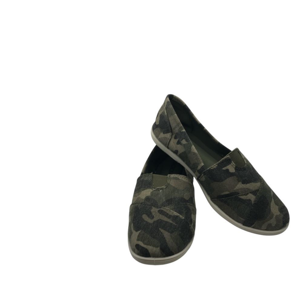 Soda Canvas Camo Slip on Women's Casual Shoes Size‎ 8